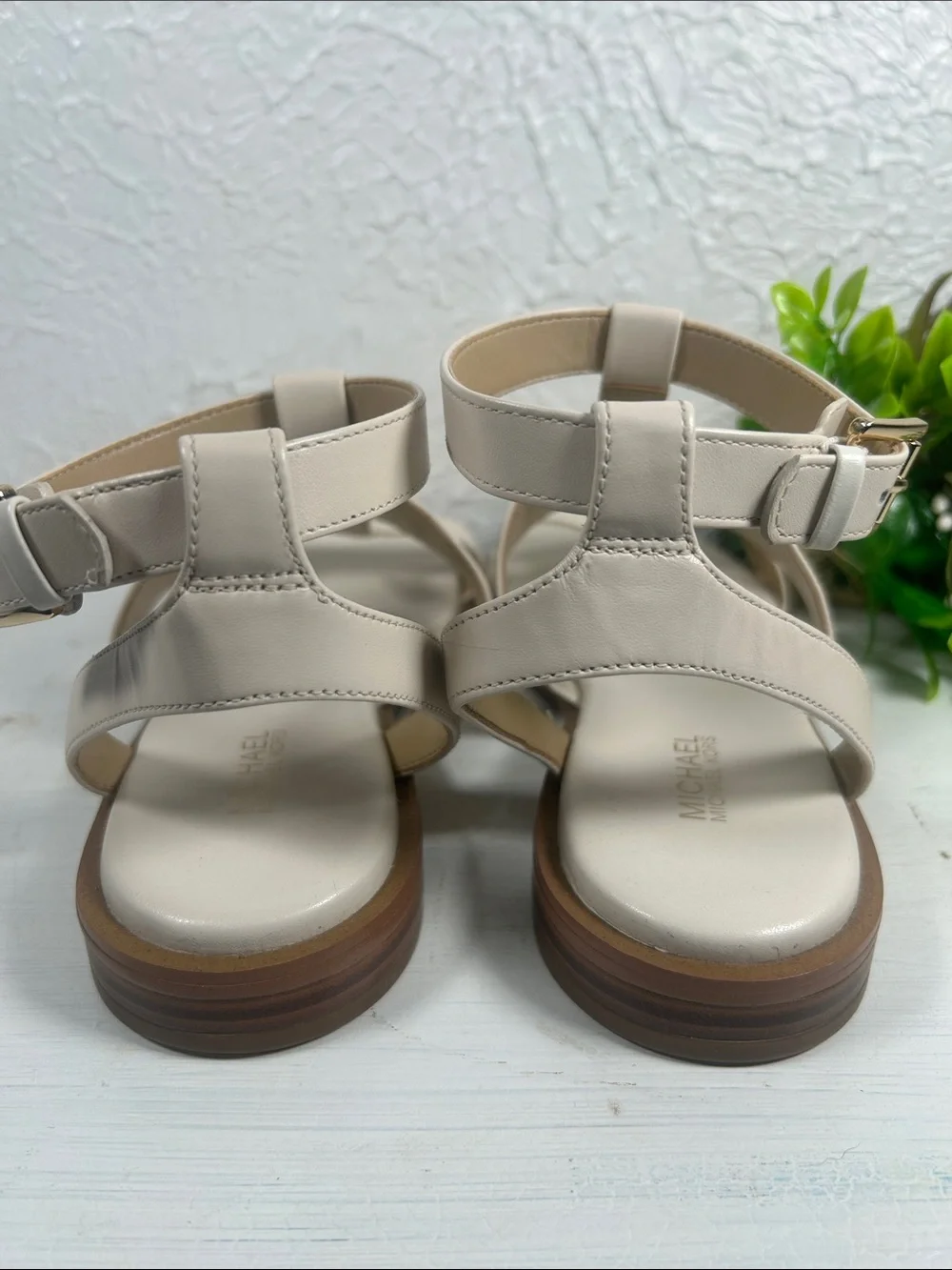 Michael Kors Sandals Plate Flat Leather 3-T Strap Ankle-Strap Open Toe w/ Logo